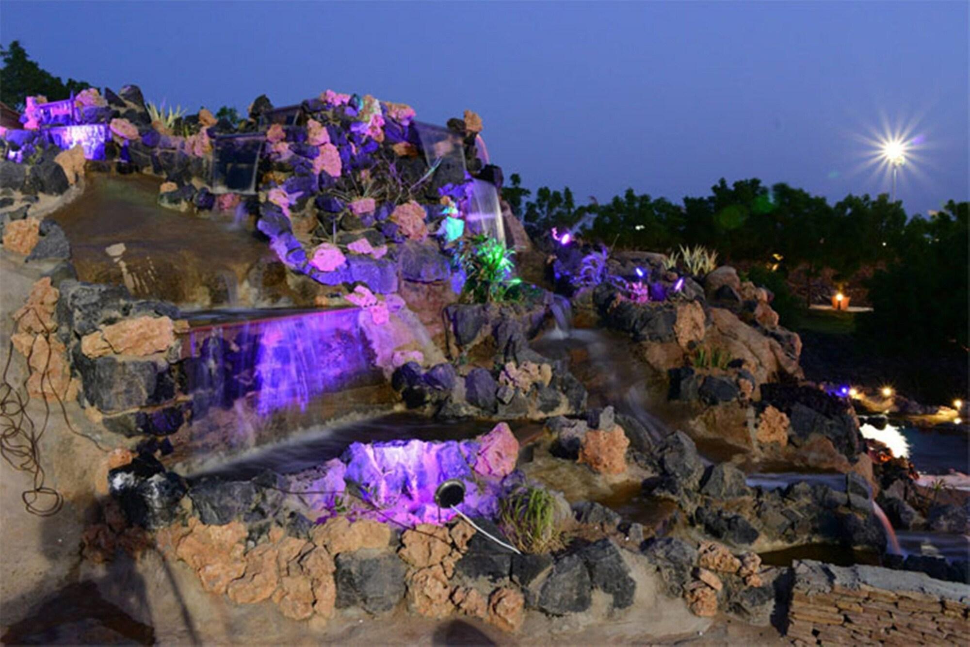 Regenta Resort Bhuj By Royal Orchid Hotels Limited Bagian luar foto