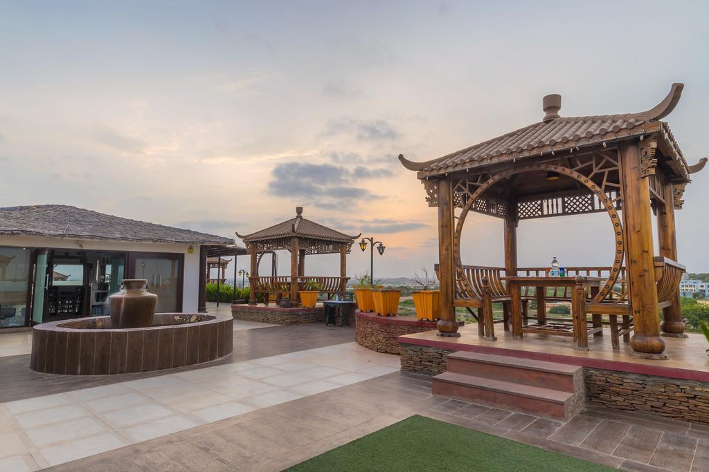 Regenta Resort Bhuj By Royal Orchid Hotels Limited Bagian luar foto